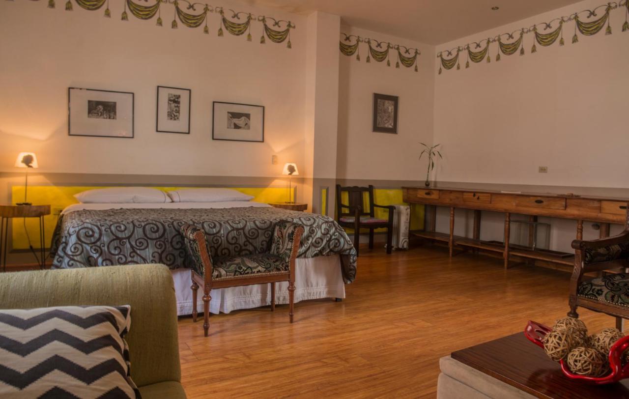 La Casa De Manuel Hotel-Boutique Лоха Екстериор снимка